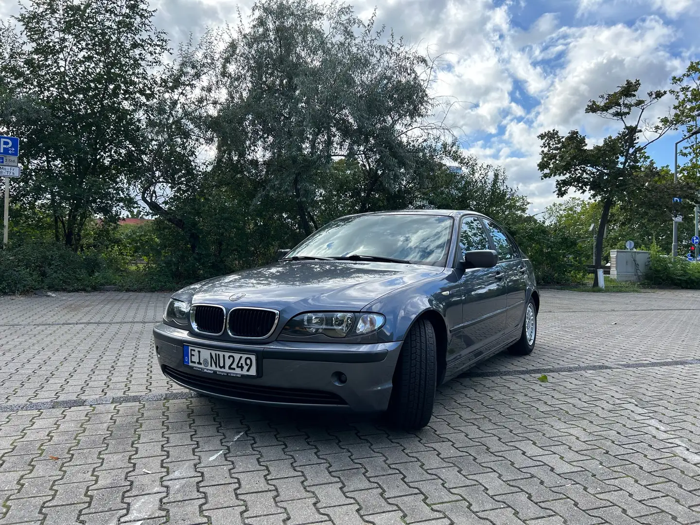 BMW 316 316i Šedá - 1