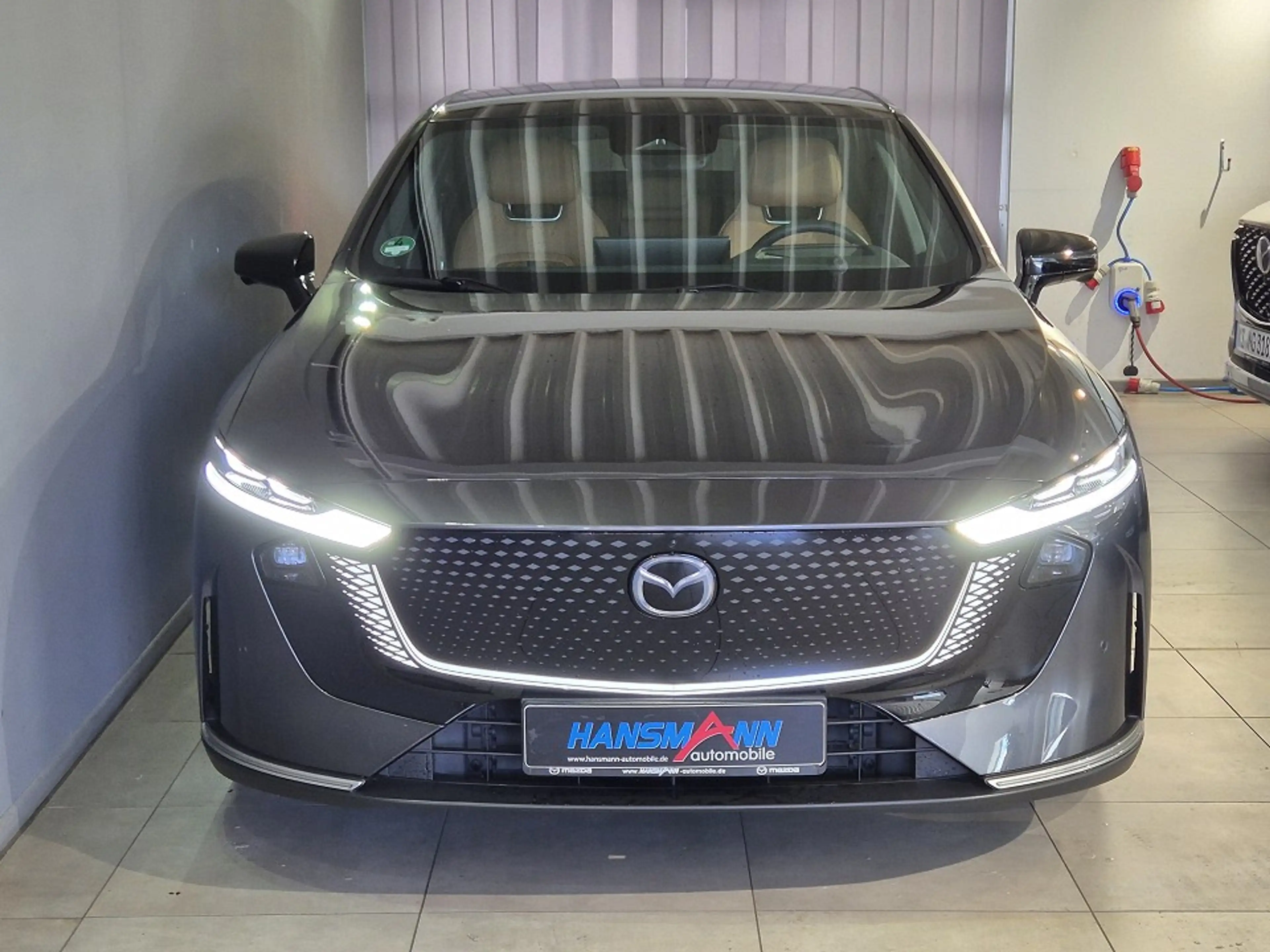 Mazda 6e 5HB EV 258ps 1AT RWD Takumi Plus — photo 2