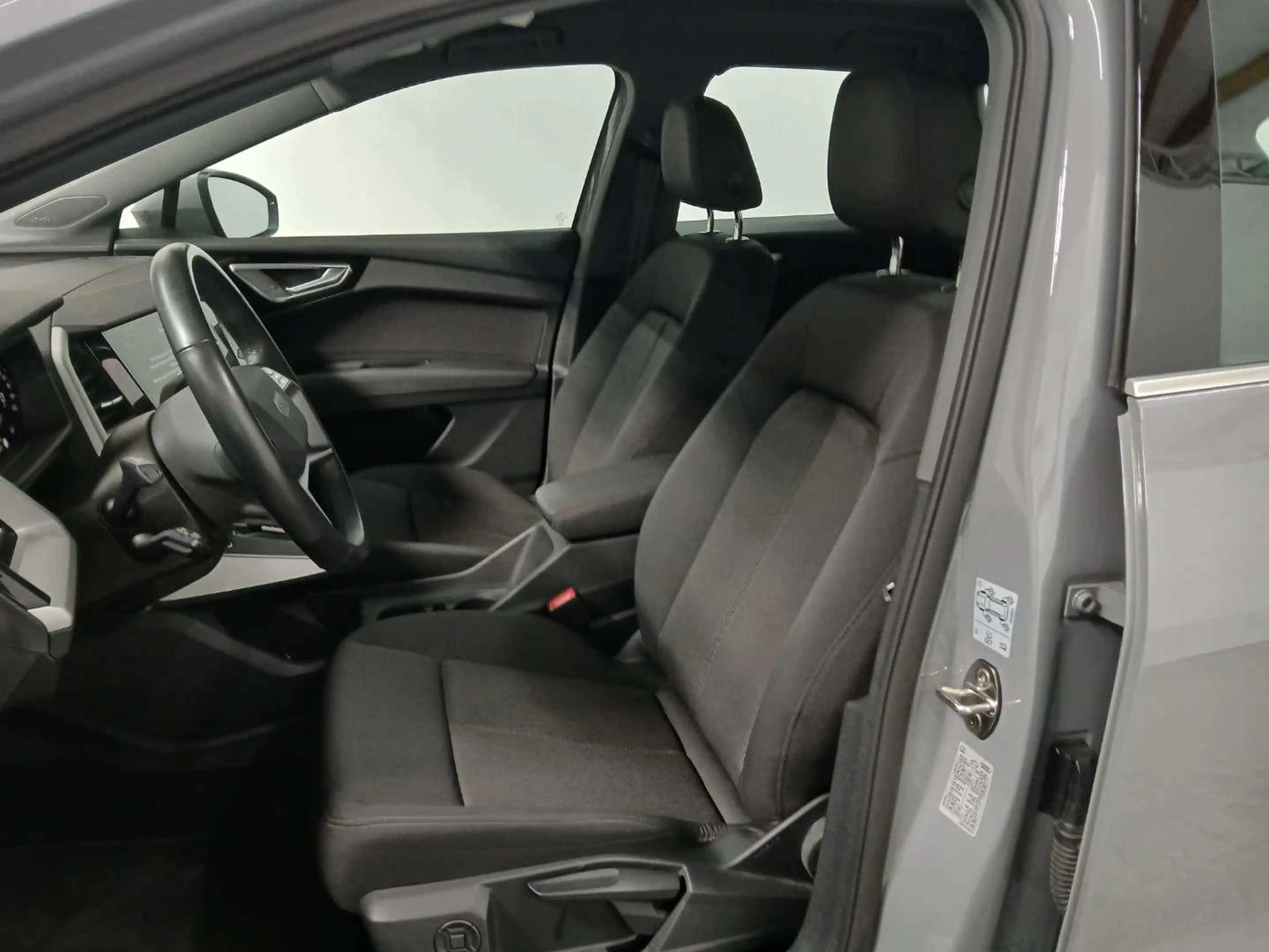 Audi Q4 e-tron 45 quattro 82kWh AHK Sonos Navi Kamera — photo 9