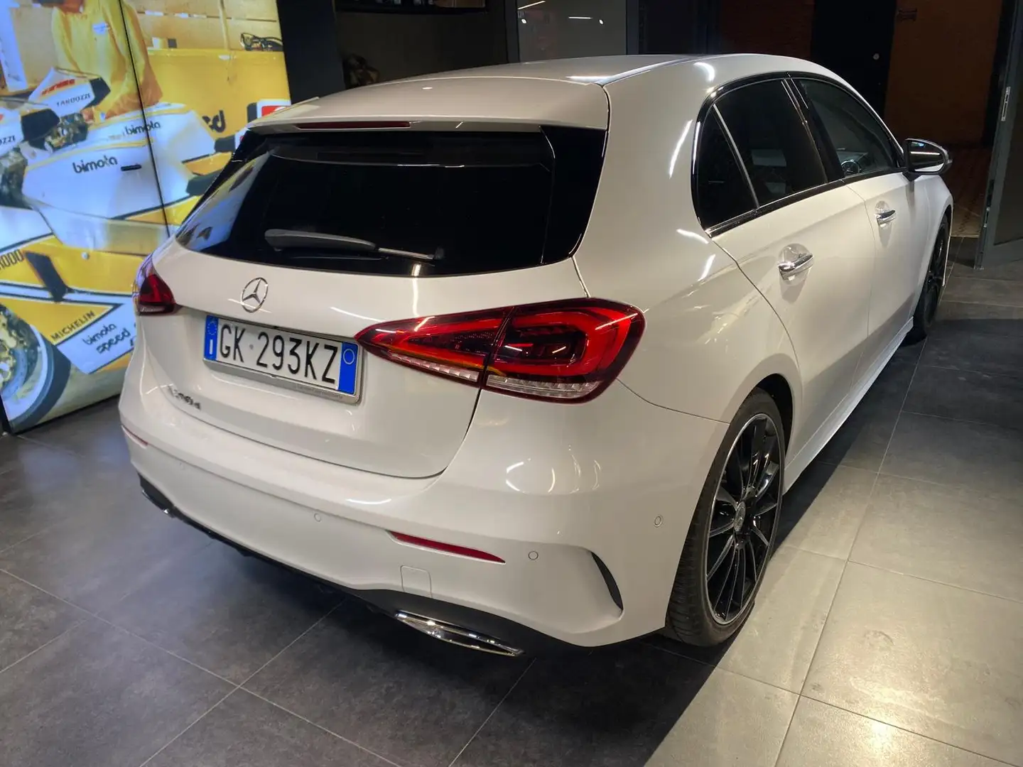 Mercedes-Benz A 200 Classe A 200d Premium Night edition *TETTO* *FULL* Blanc - 2