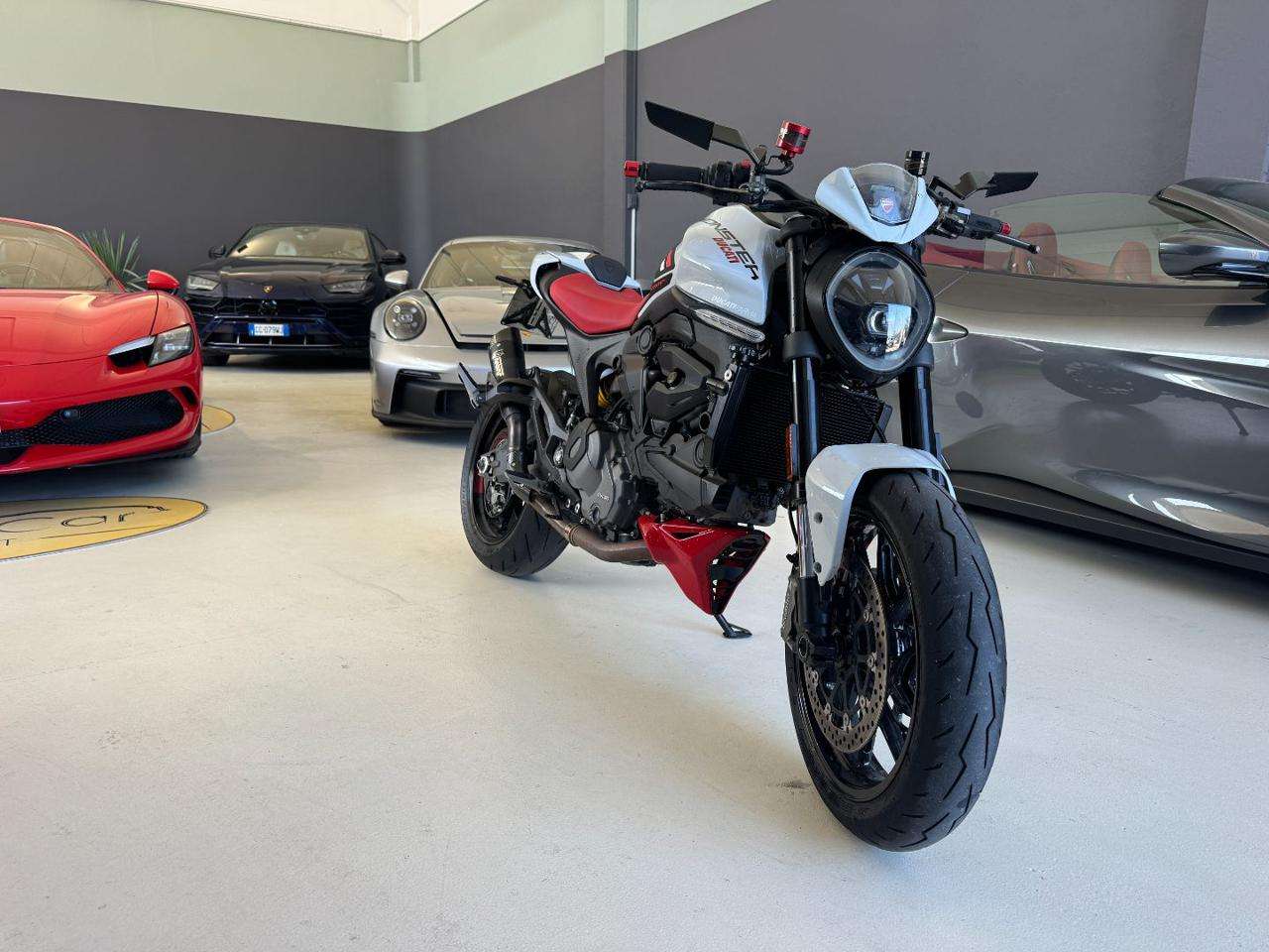 Ducati Monster 937 937 + / SCARICO COMLETO MIVV / GARANZIA UFFICIALE