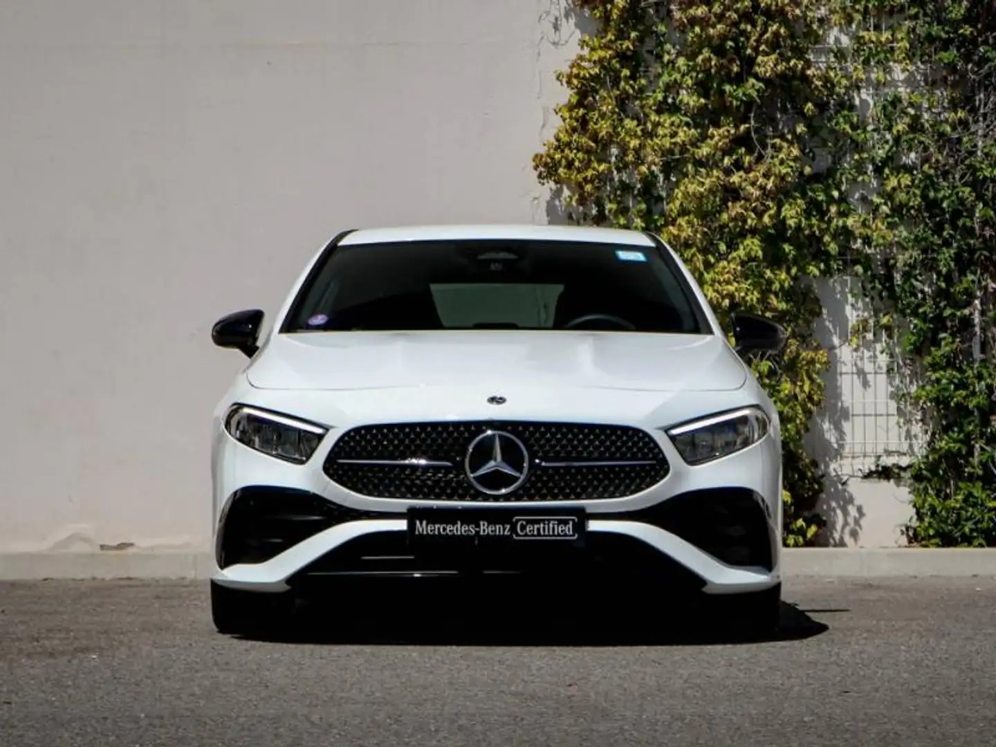 Mercedes-Benz A 200 200 163ch AMG Line 7G-DCT Blanc - 2