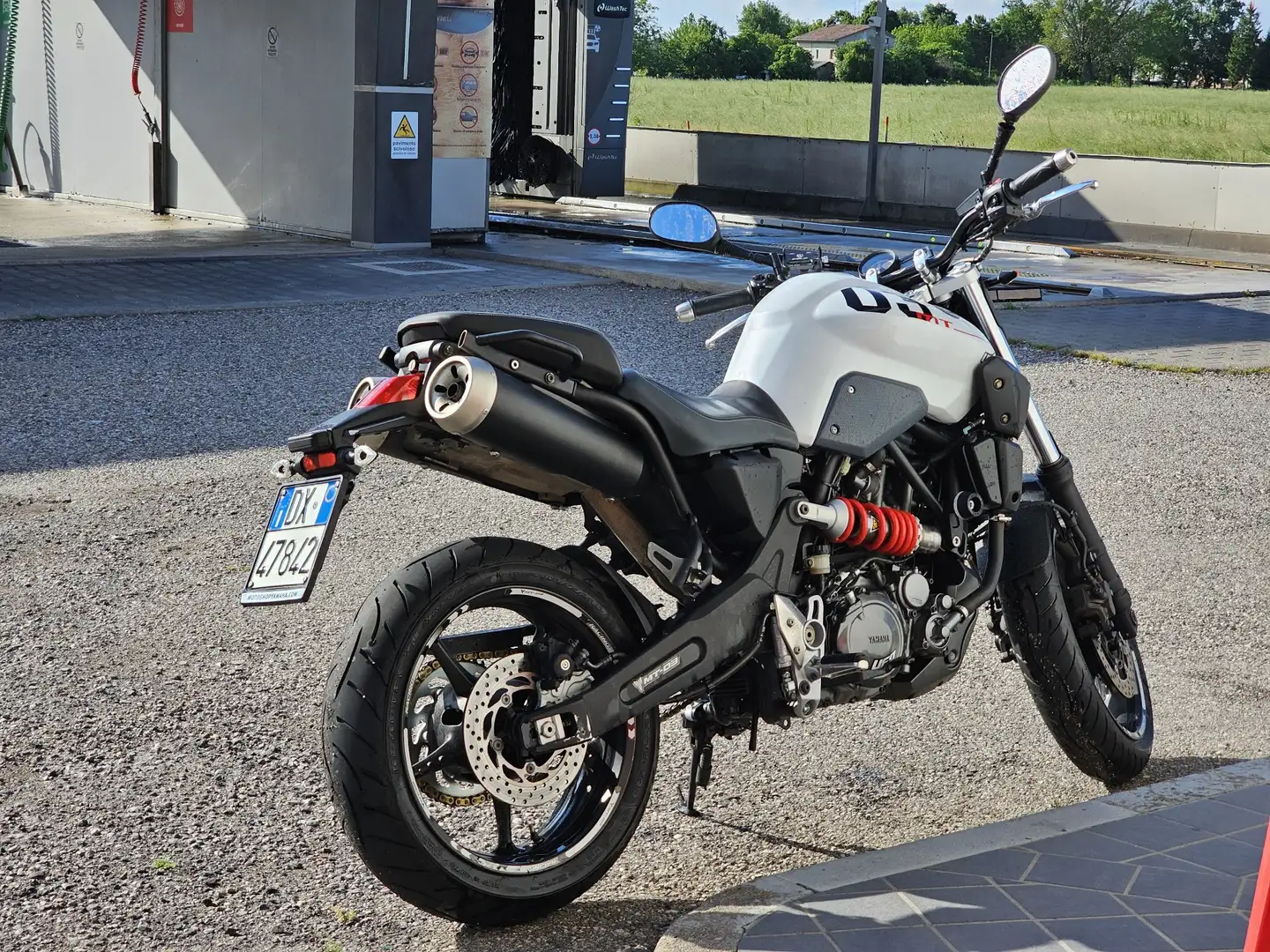Yamaha MT-03 Biały - 1