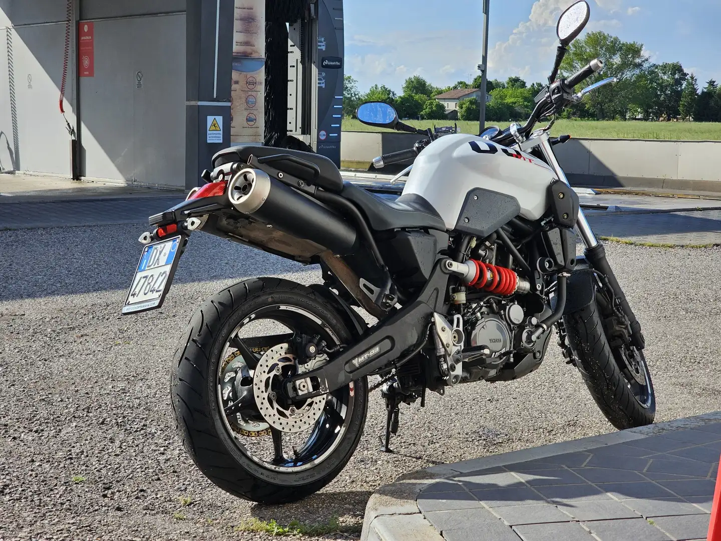 Yamaha MT-03 Biały - 2
