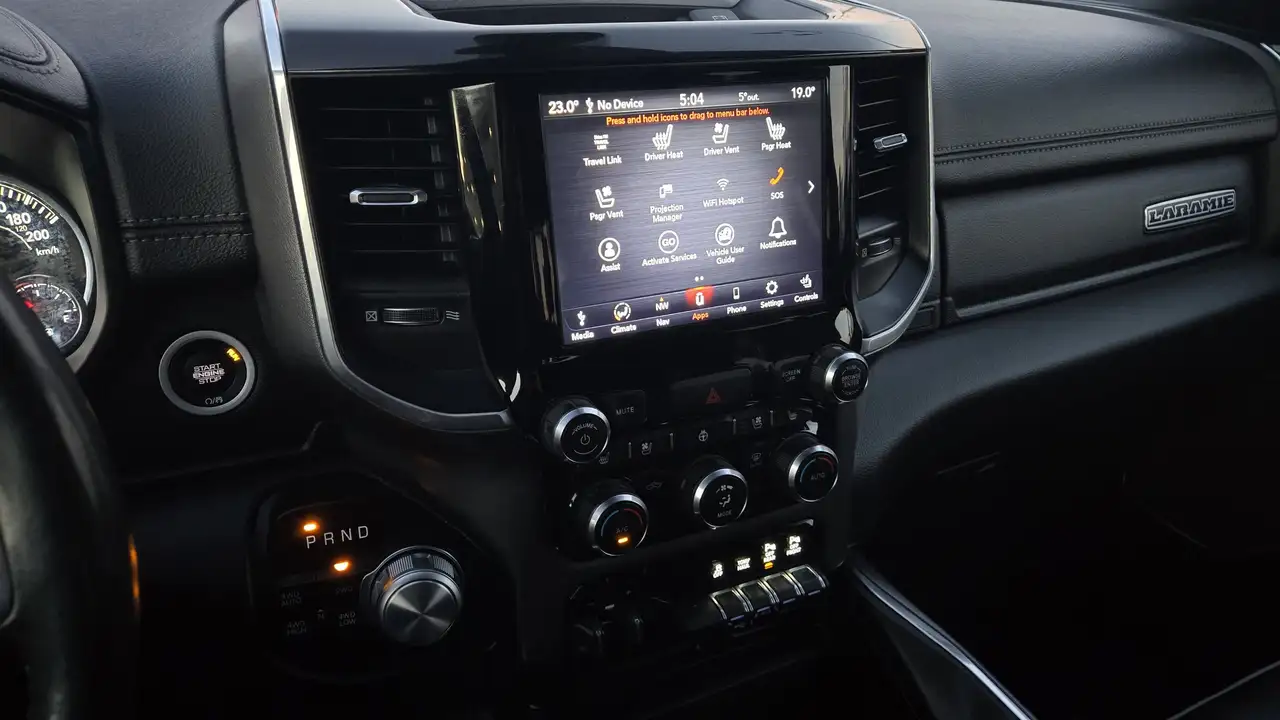 RAM 1500 снимка RAM 1500