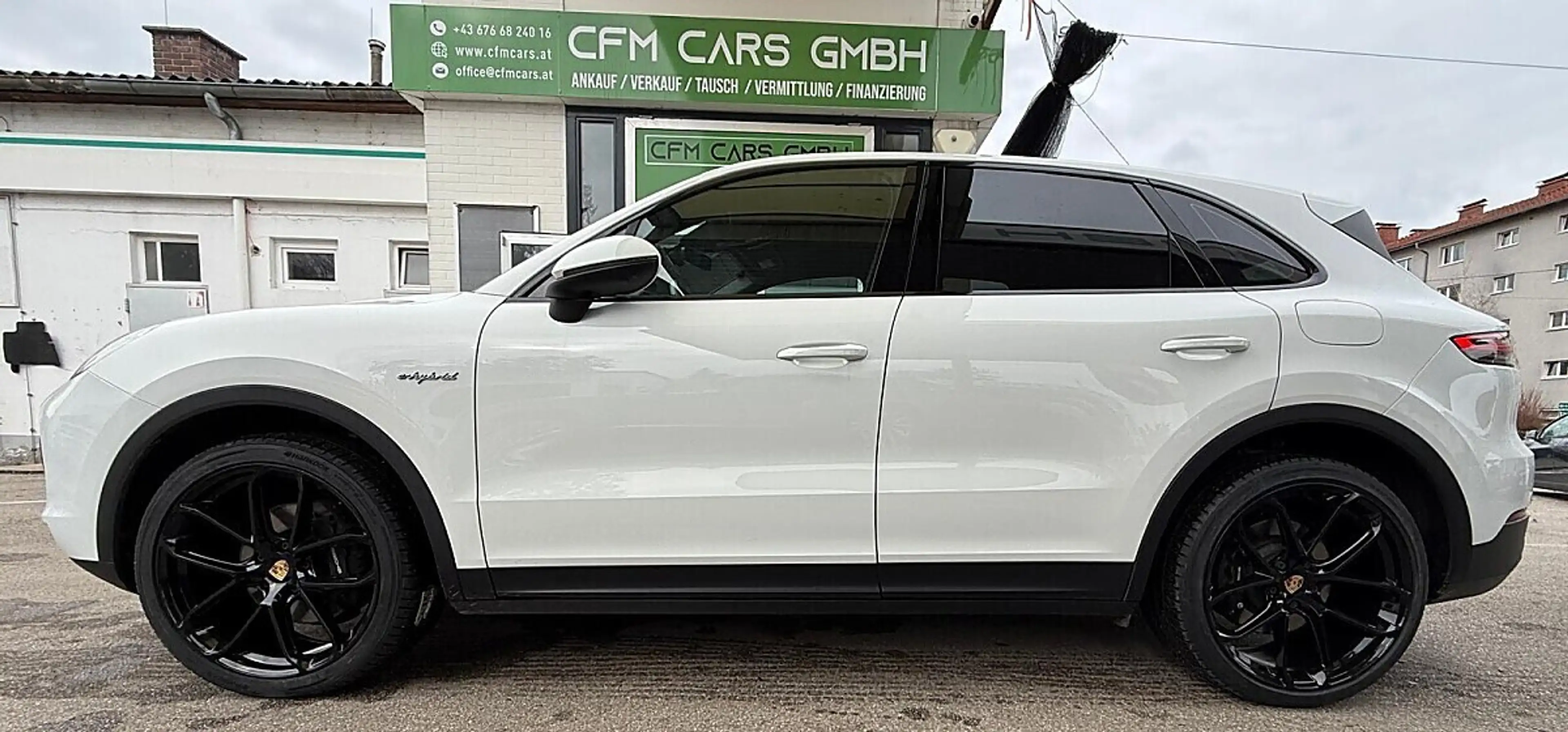 Porsche Cayenne III E-Hybrid PHEV 17,9 kWh Aut. — photo 6