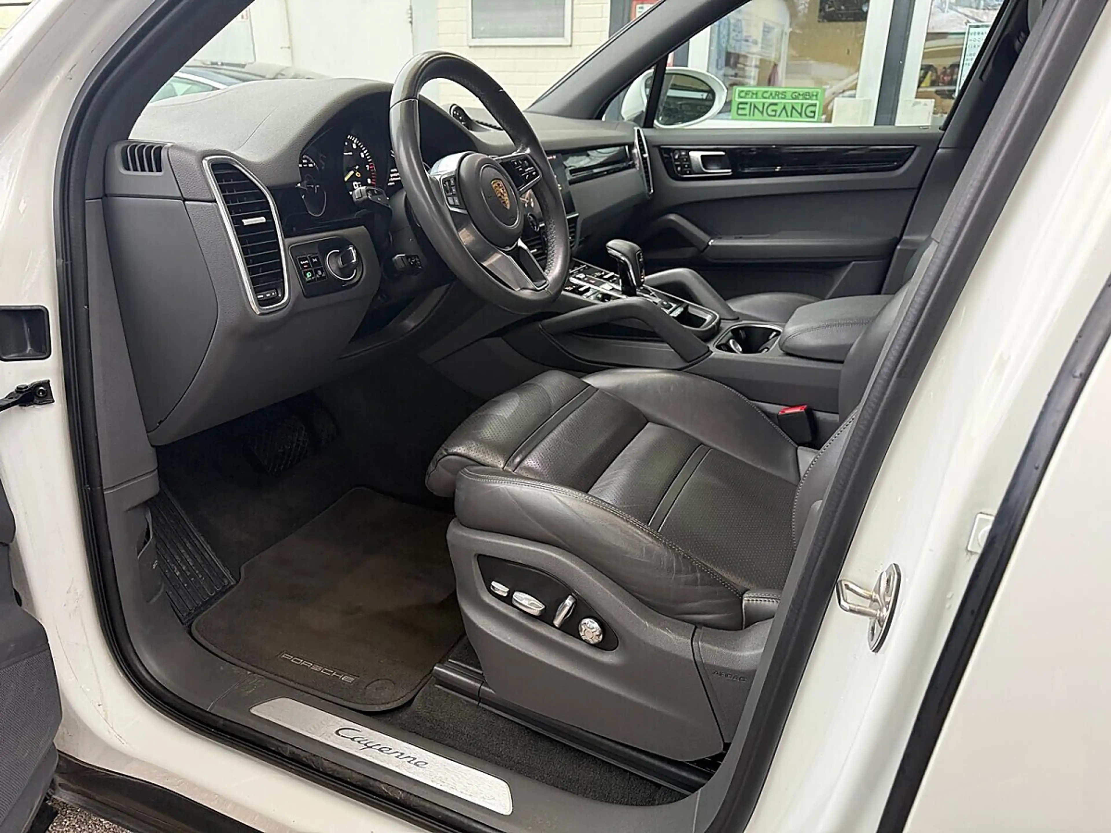 Porsche Cayenne III E-Hybrid PHEV 17,9 kWh Aut. — photo 13