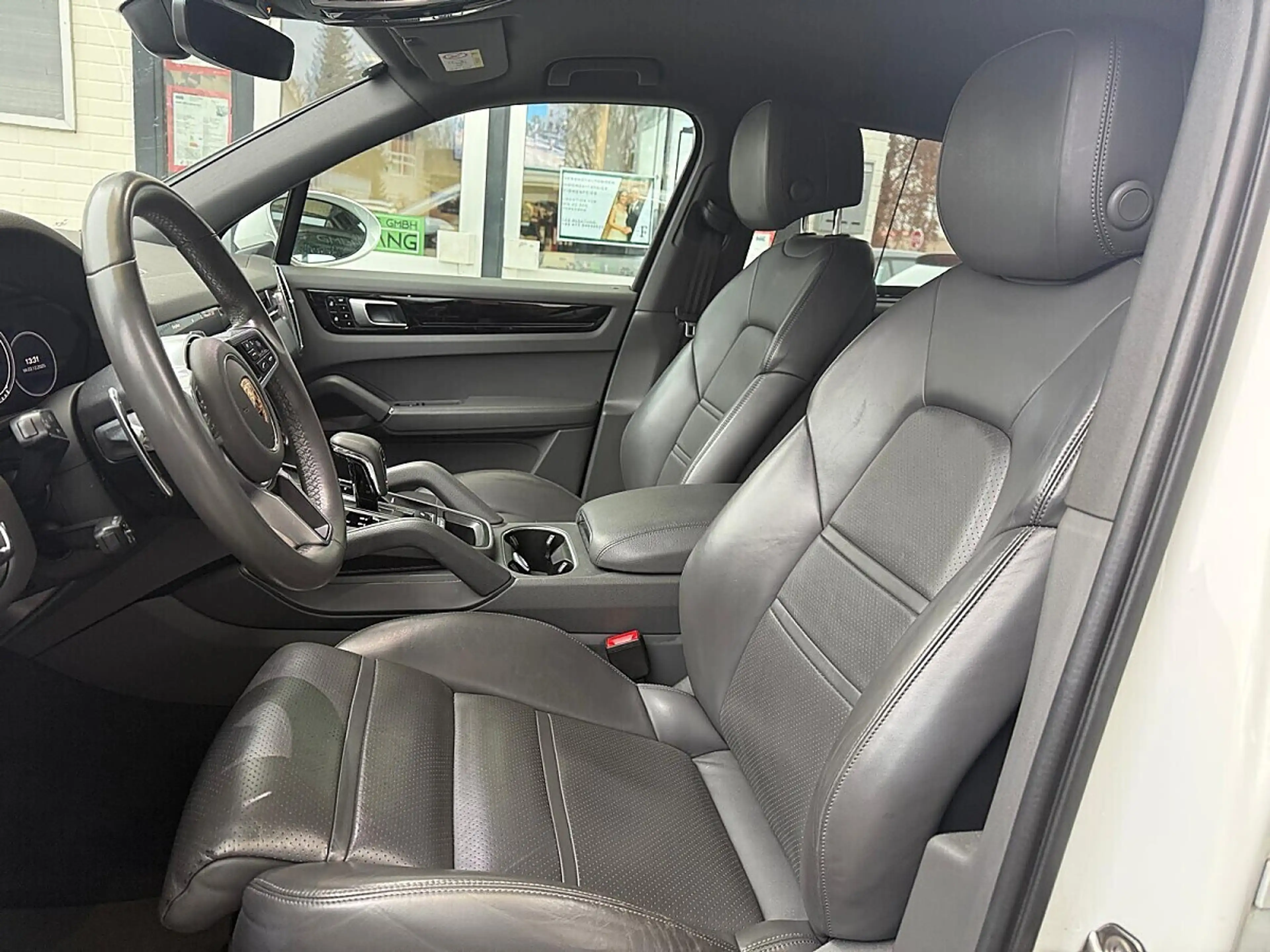 Porsche Cayenne III E-Hybrid PHEV 17,9 kWh Aut. — photo 11