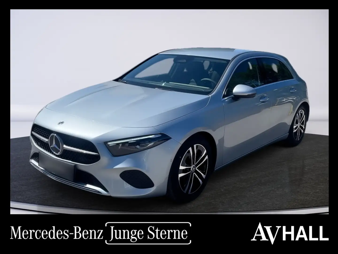 Mercedes-Benz A 200 d Rückfahrkamera, Klimaautomatik, Navi Silber - 1