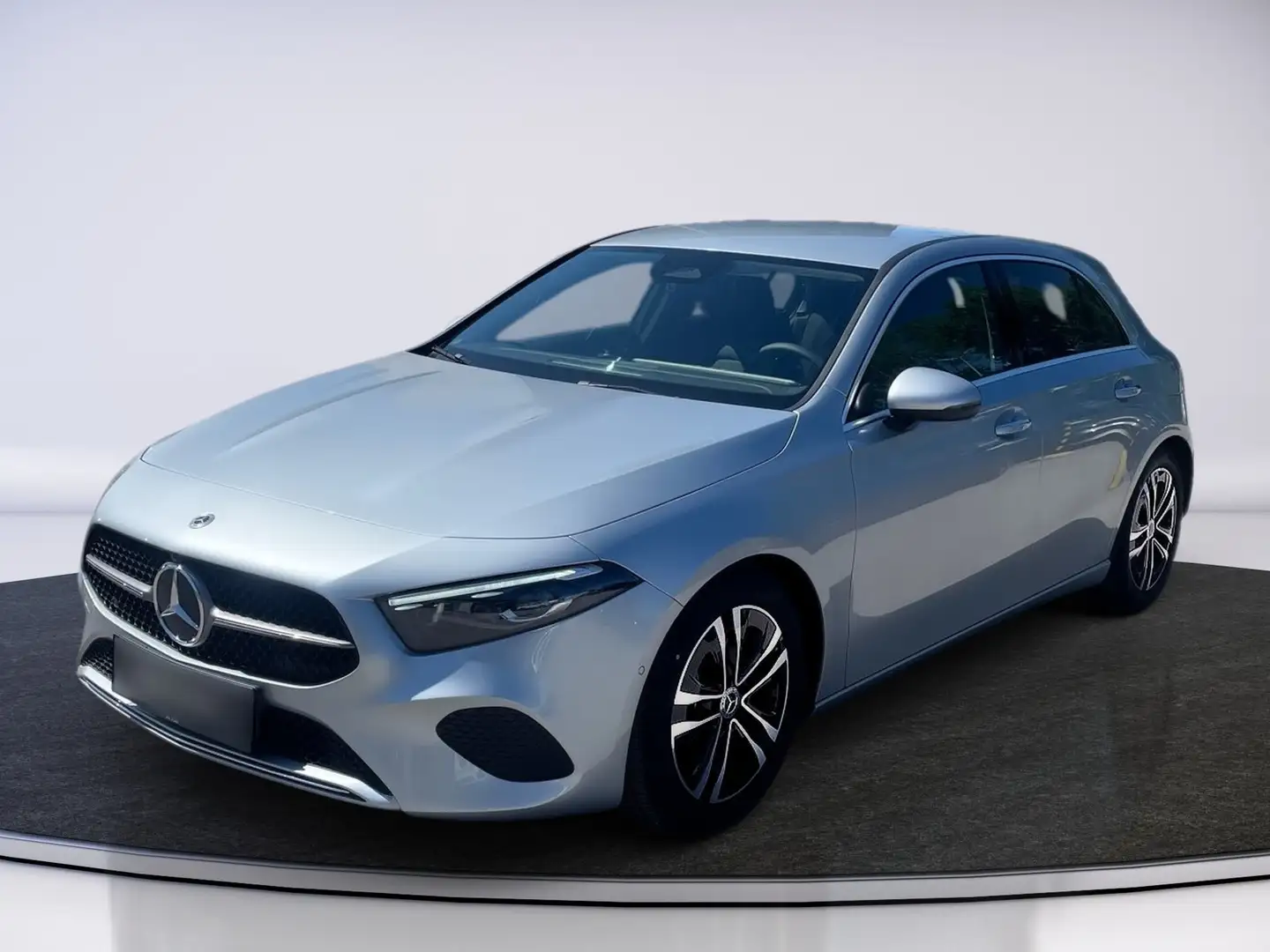 Mercedes-Benz A 200 d Rückfahrkamera, Klimaautomatik, Navi Silber - 2