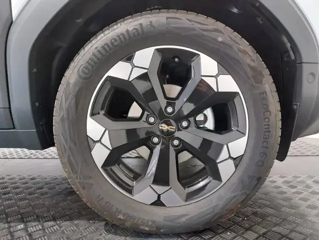 Dacia Duster view 23