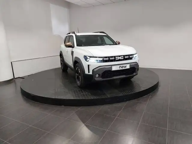 Dacia Duster view 5