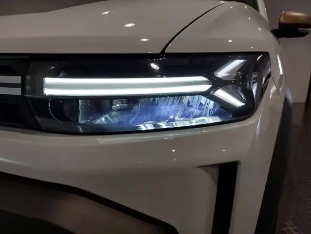 Dacia Duster view 7