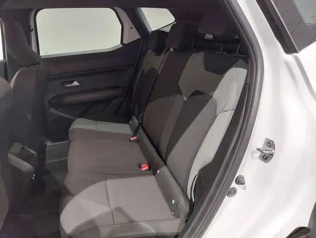 Dacia Duster view 18