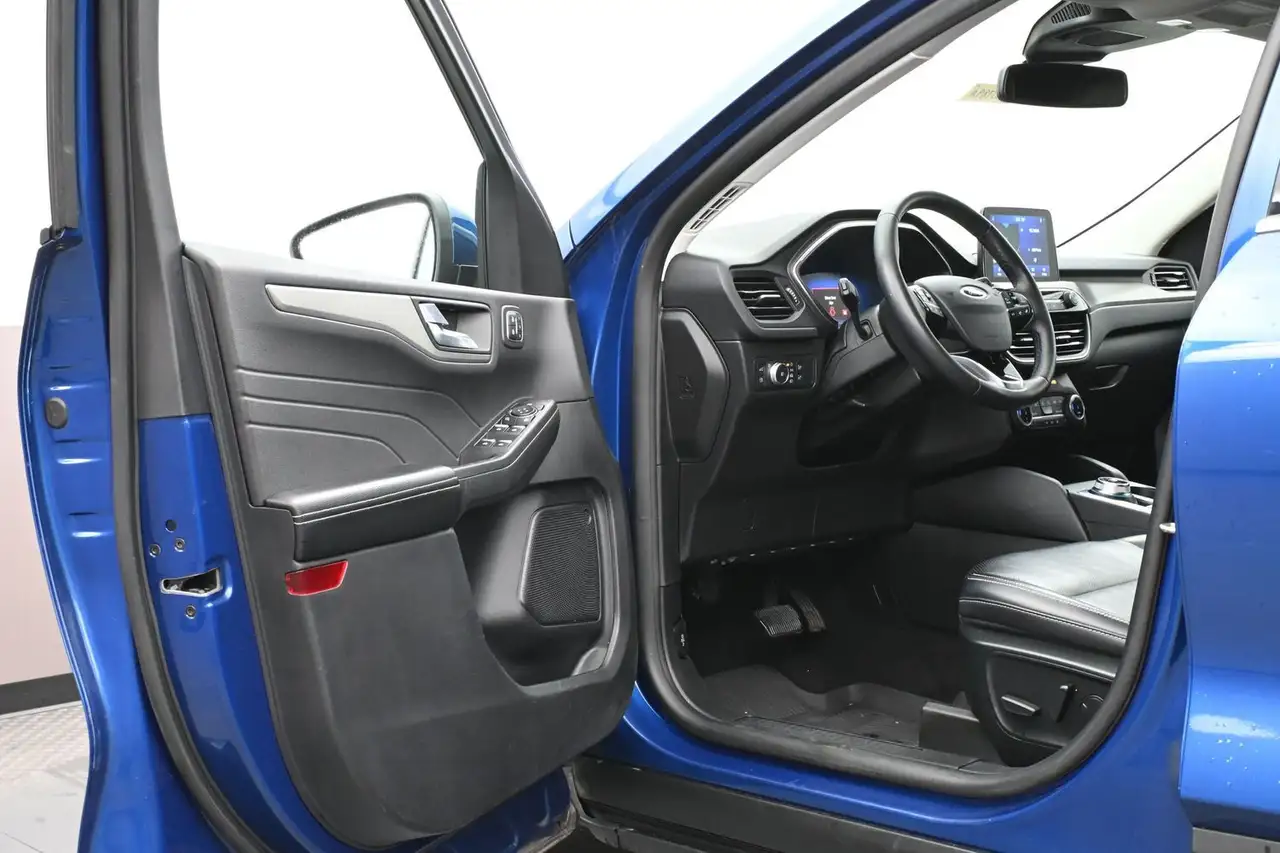 Ford Escape снимка Ford Escape