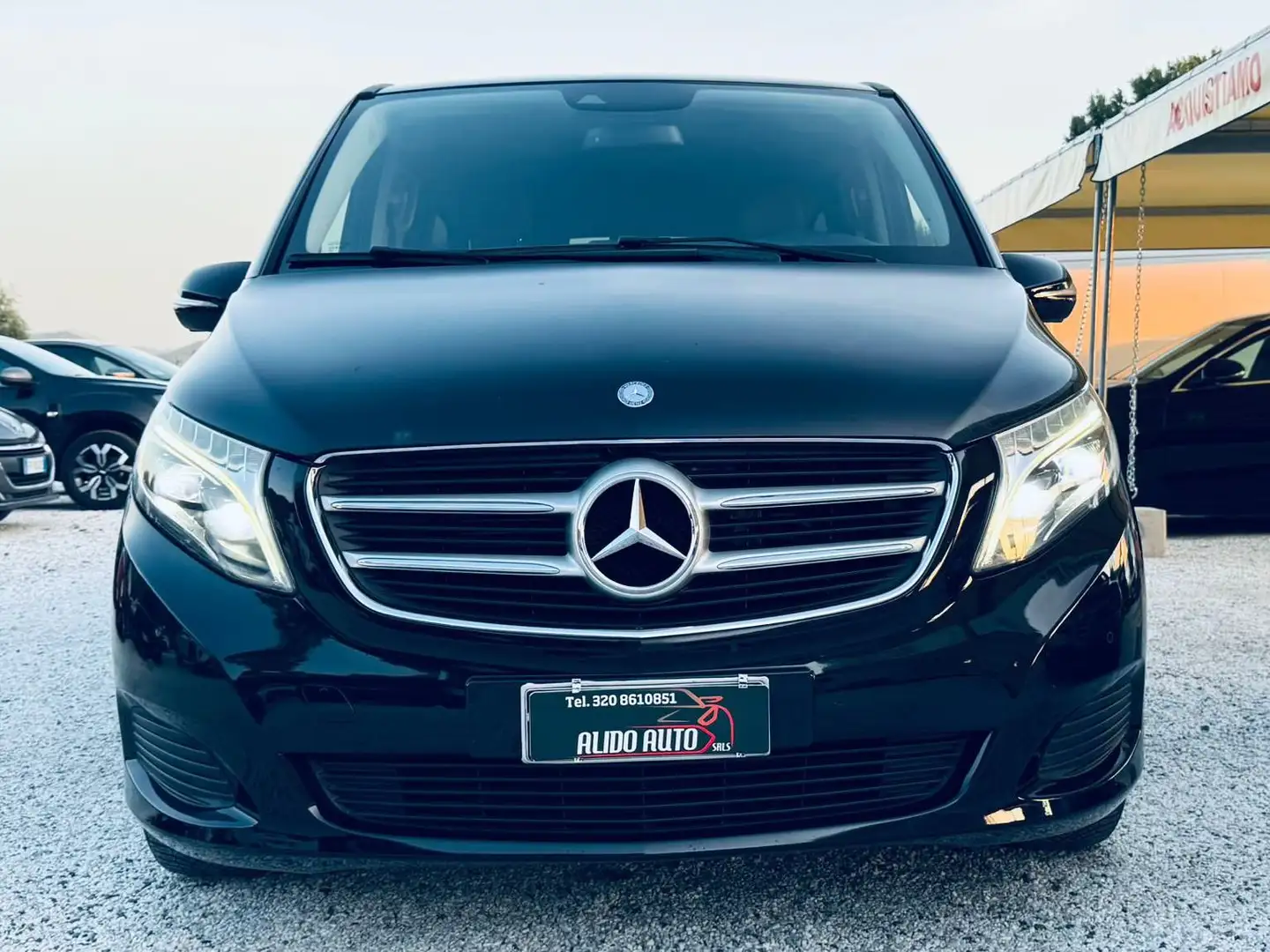 Mercedes-Benz V Classe V - W447 2014 250 d Premium 4matic L auto Schwarz - 1