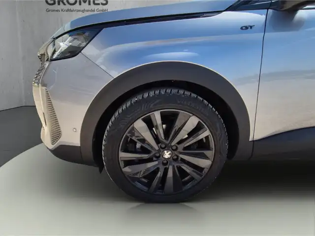 Peugeot 3008 view 11