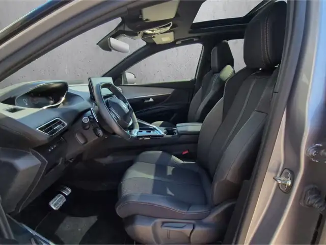Peugeot 3008 view 9