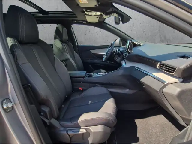 Peugeot 3008 view 13
