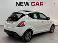 Lancia Ypsilon 1.2 69 CV 5 porte S&S Platinum Wit - thumbnail 5