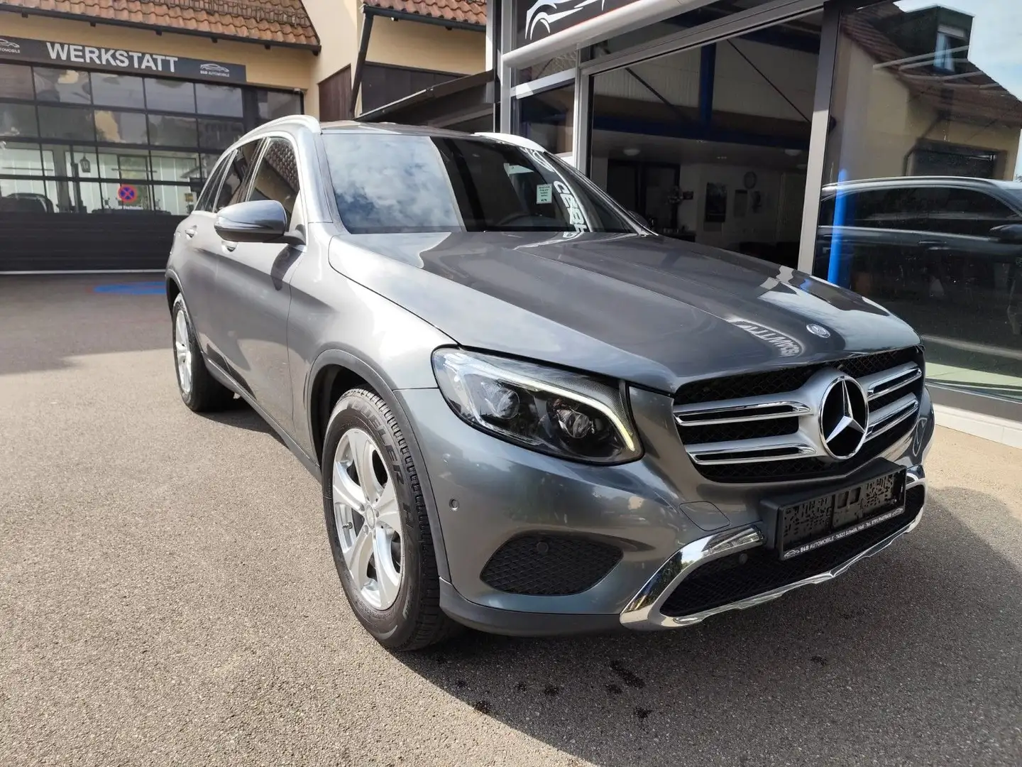 Mercedes-Benz GLC 250 GLC -Klasse GLC 250 4Matic Grau - 1