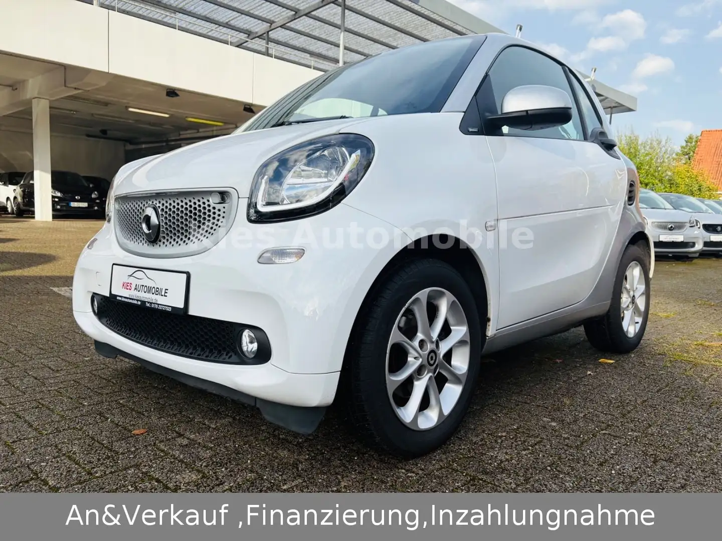 smart forTwo Passion AUTOM/SITZH/PANO/KLIMA/2HAND/TÜV Blanc - 1