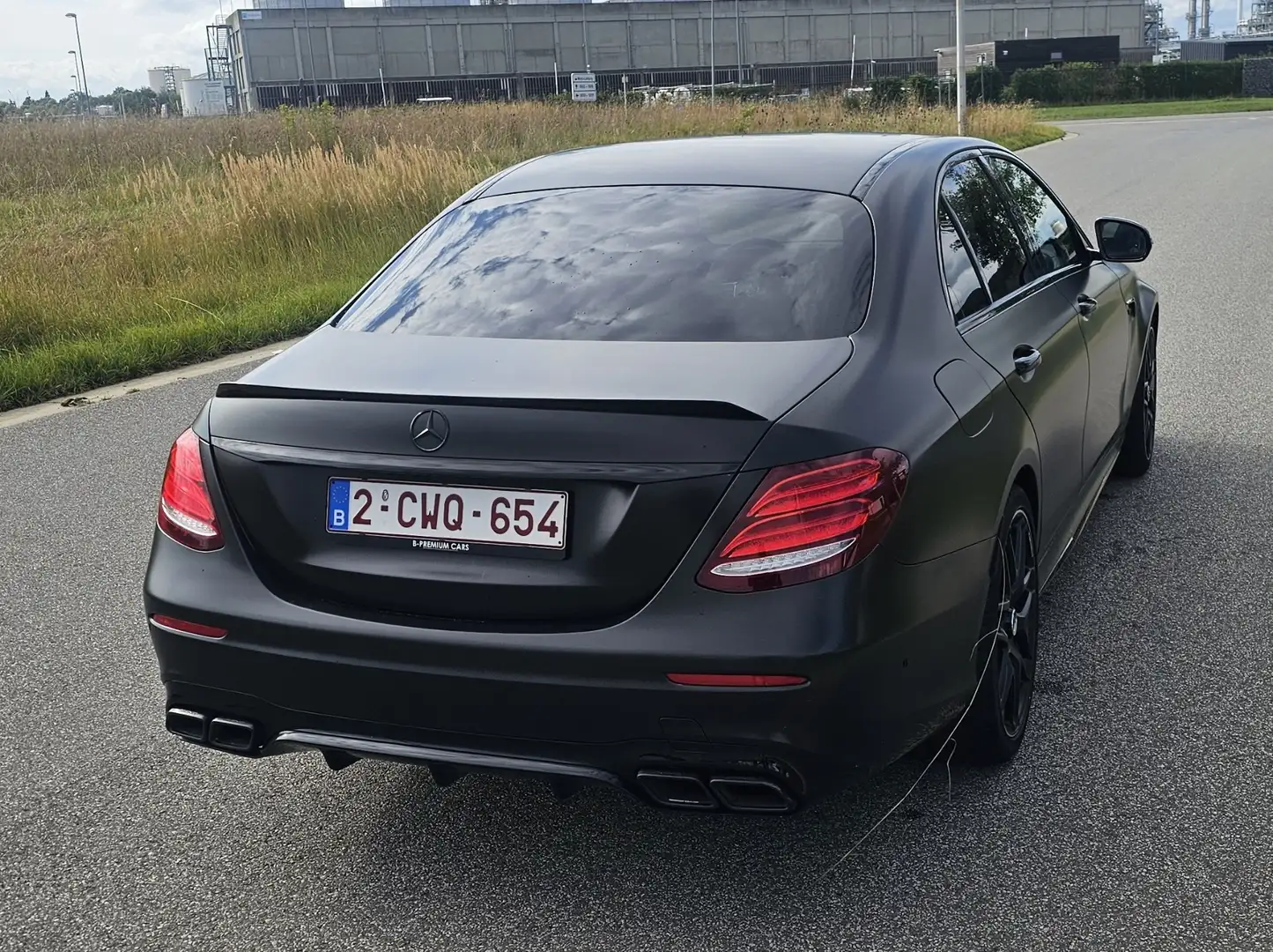 Mercedes-Benz E 63 AMG S 4Matic Speedshift MCT - 2