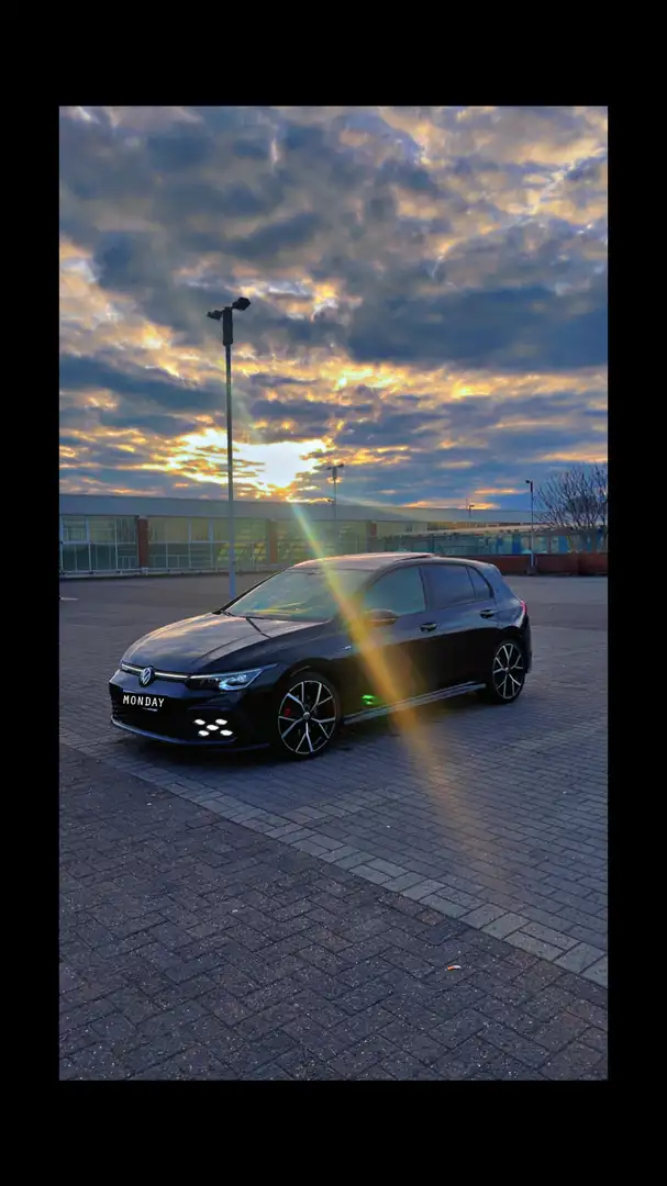 Volkswagen Golf GTD 2.0 SCR TDi DSG Чорний - 1