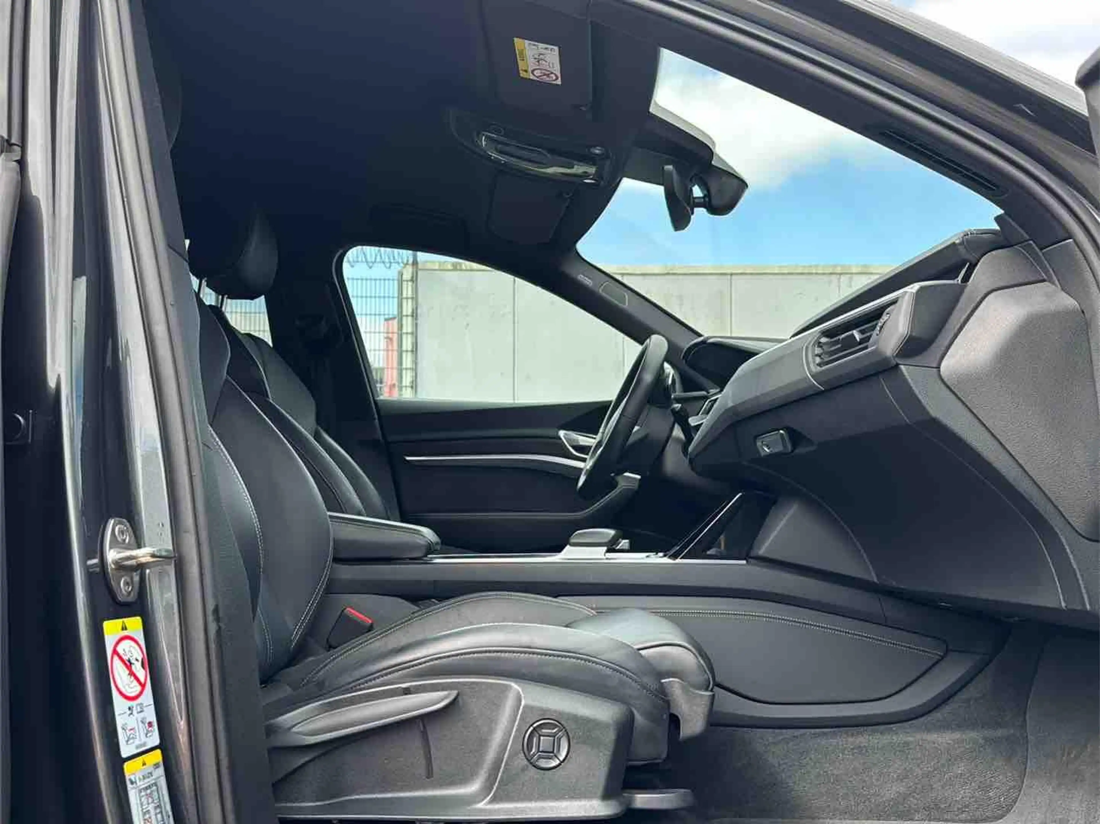 Audi e-tron 55 2x S line ACC AHK BLACK MATRIX B&O 20Z — photo 15