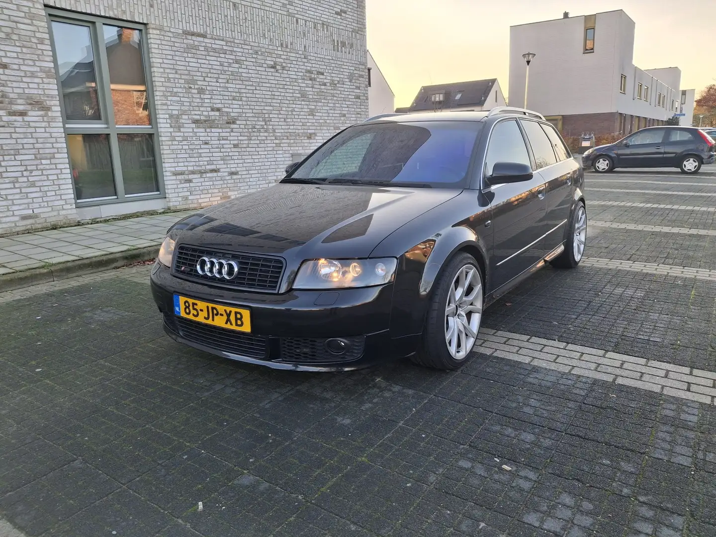 Audi A4 3.0 q. Exclusive Black - 1
