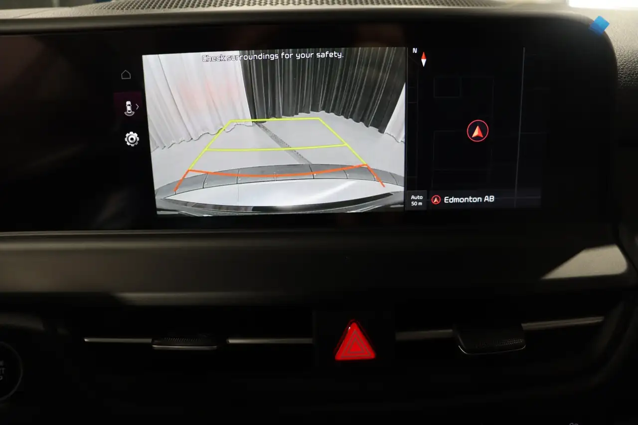 Kia Seltos снимка Kia Seltos