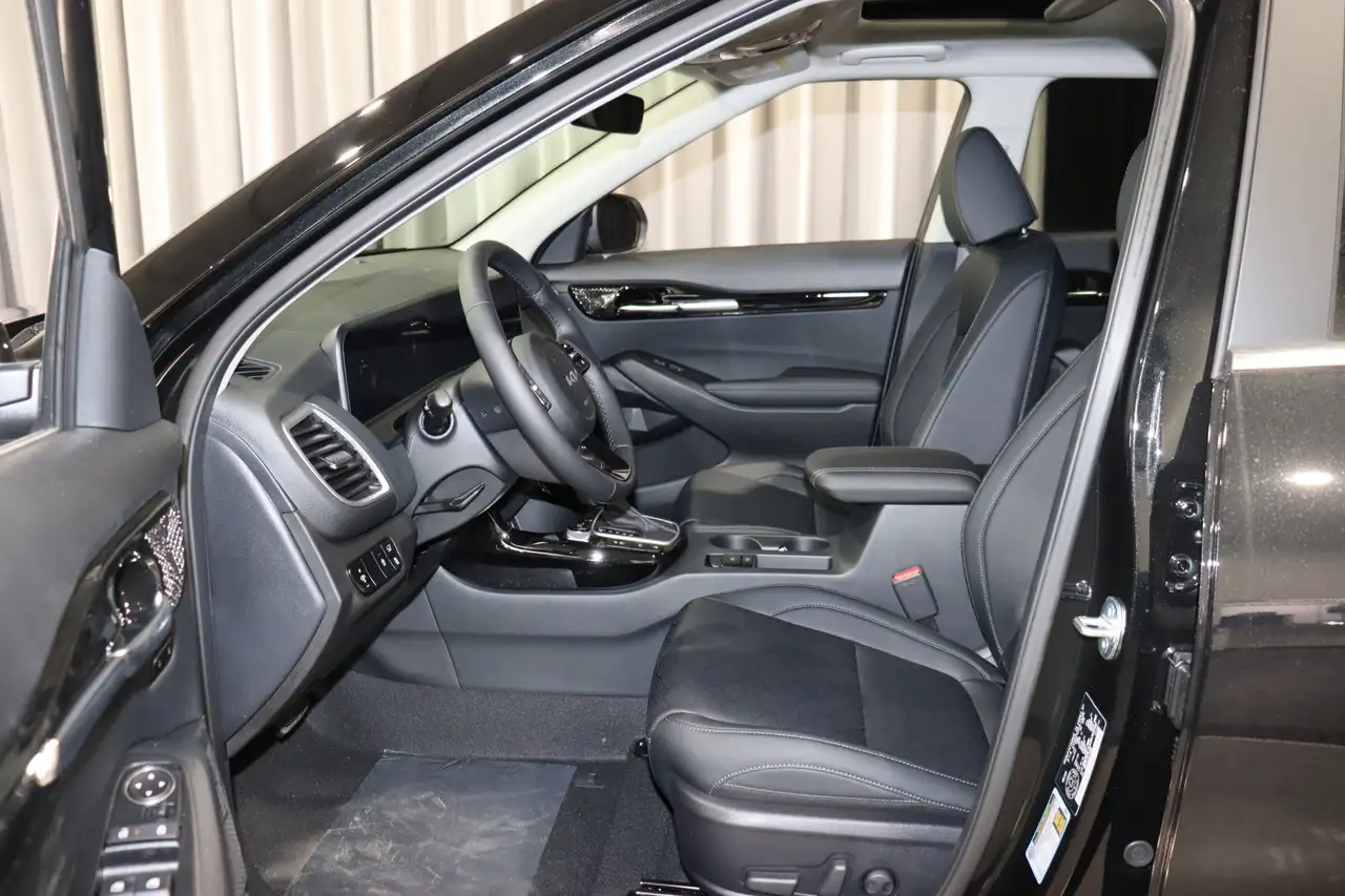 Kia Seltos снимка Kia Seltos