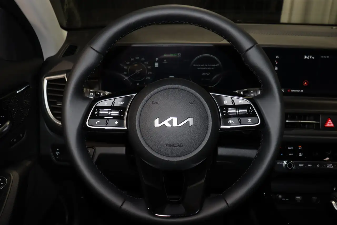 Kia Seltos снимка Kia Seltos