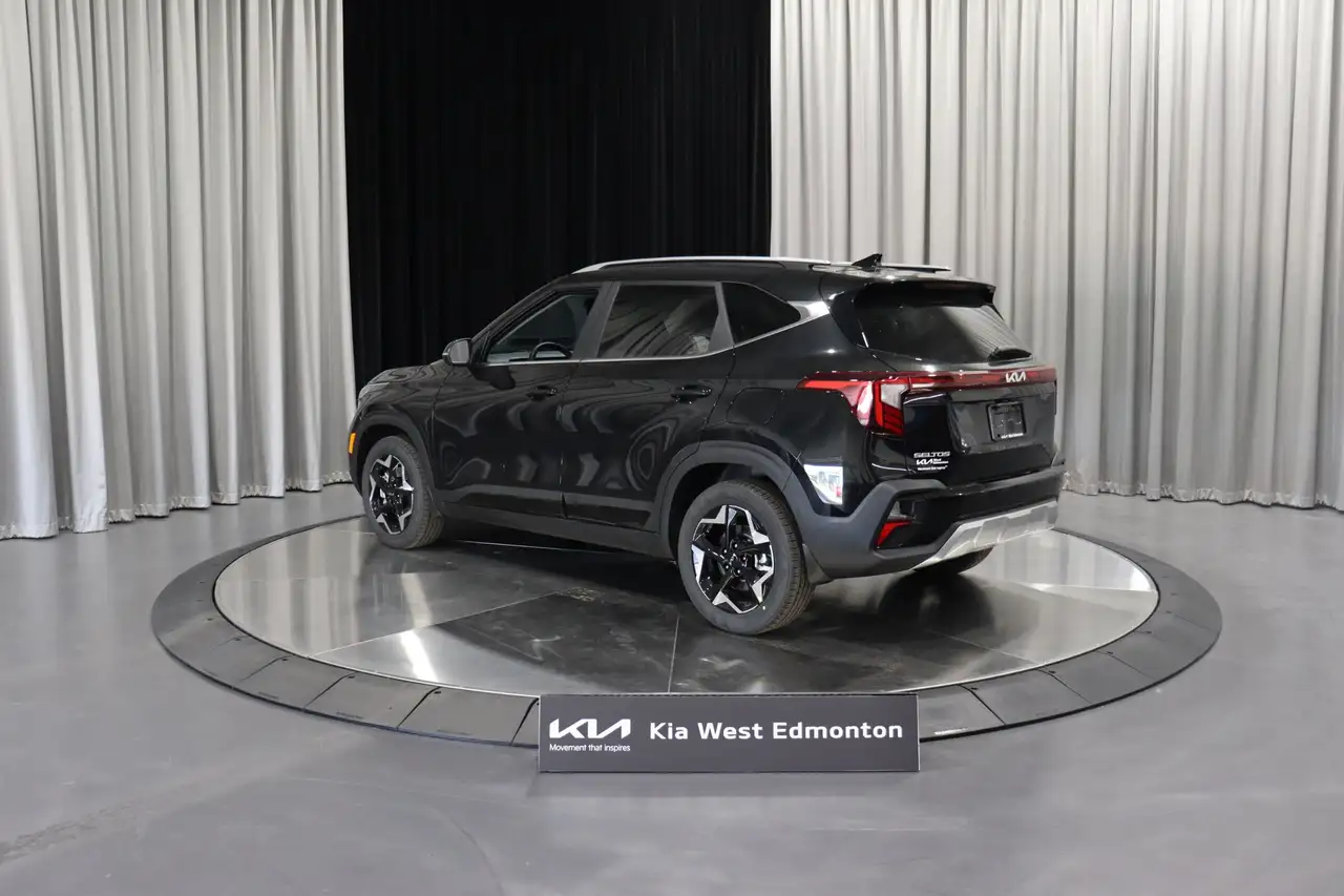 Kia Seltos снимка Kia Seltos