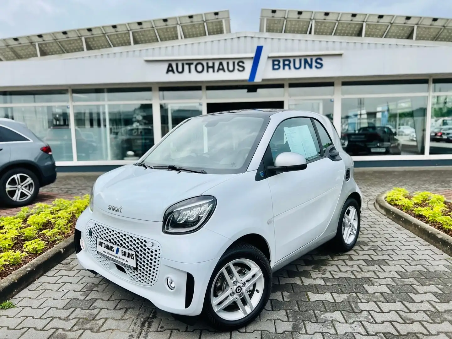 smart forTwo EQ EXCLUSIV, Winter, LED, Panodach, RFK, SHZ, DAB Wit - 1