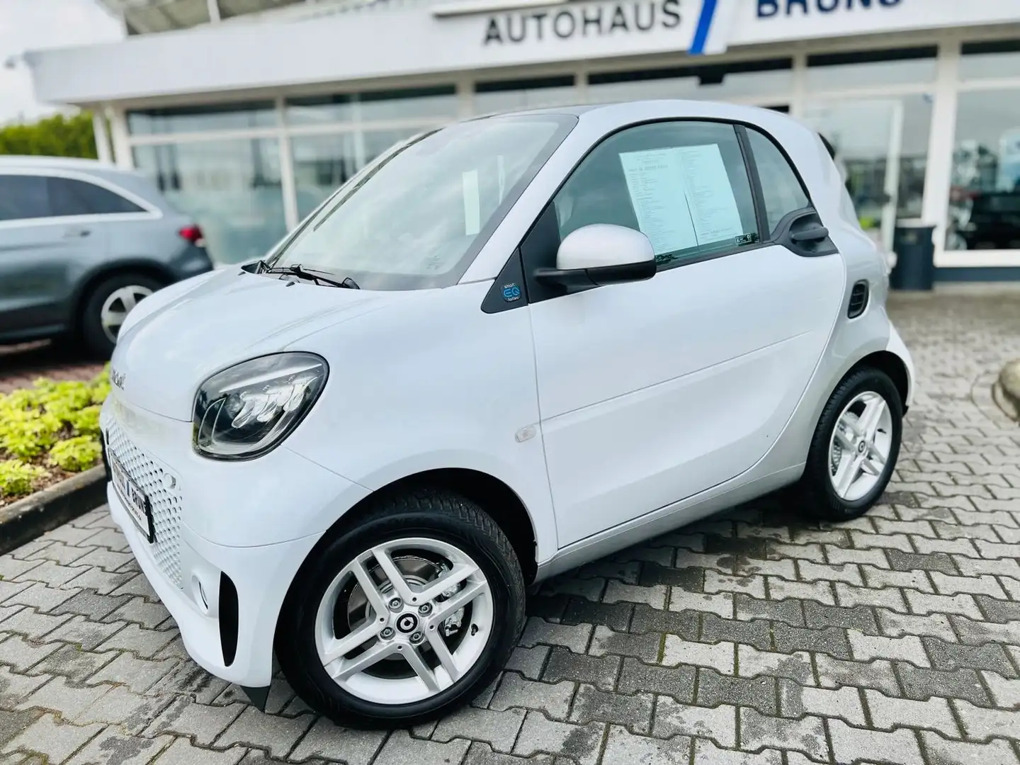 smart forTwo EQ EXCLUSIV, Winter, LED, Panodach, RFK, SHZ, DAB Wit - 2