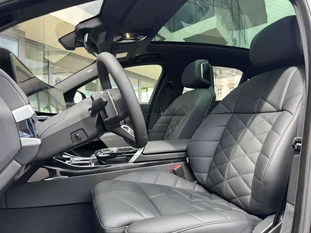 BMW M view 12