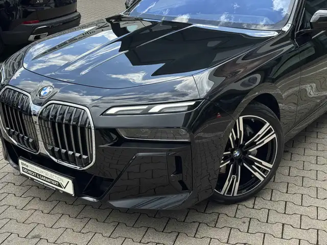 BMW M view 2