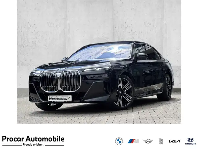 2025 BMW 7 Series in Black for sale