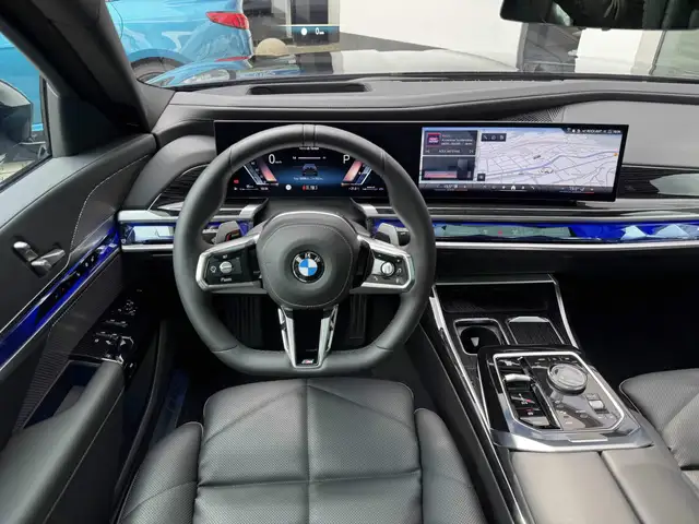 BMW M view 11