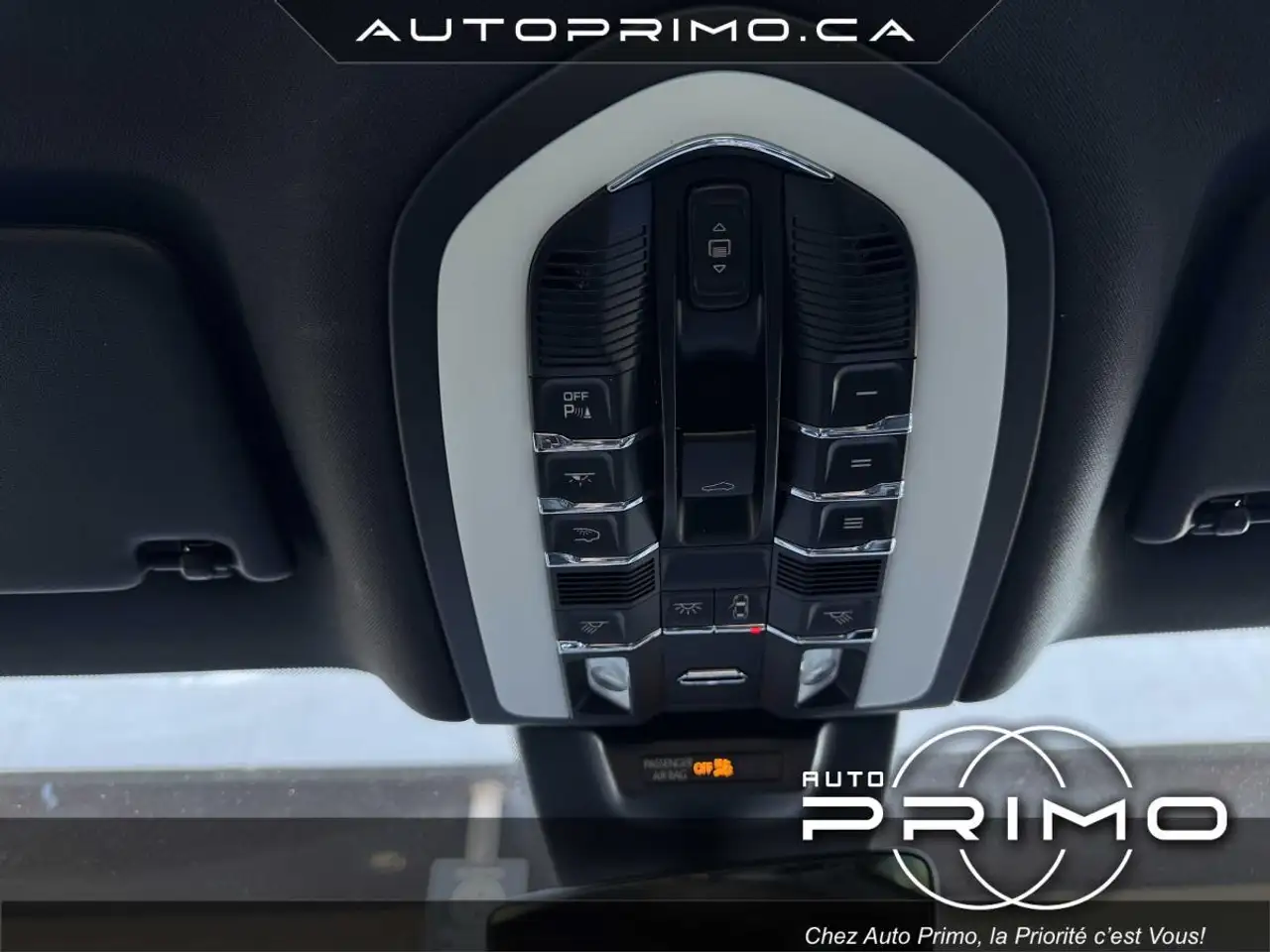 Porsche Macan снимка Porsche Macan