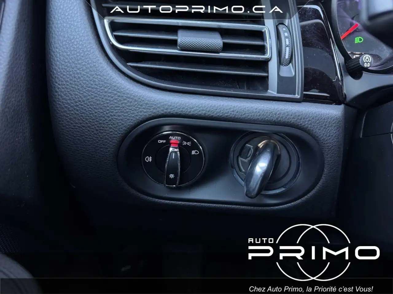 Porsche Macan снимка Porsche Macan