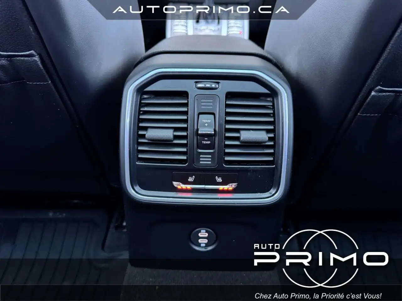 Porsche Macan снимка Porsche Macan