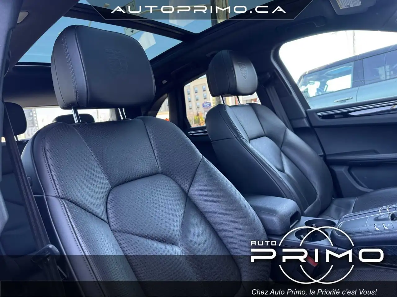 Porsche Macan снимка Porsche Macan
