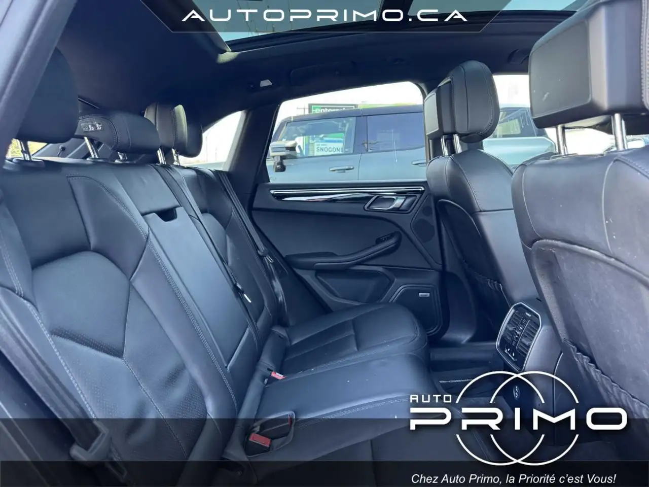 Porsche Macan снимка Porsche Macan