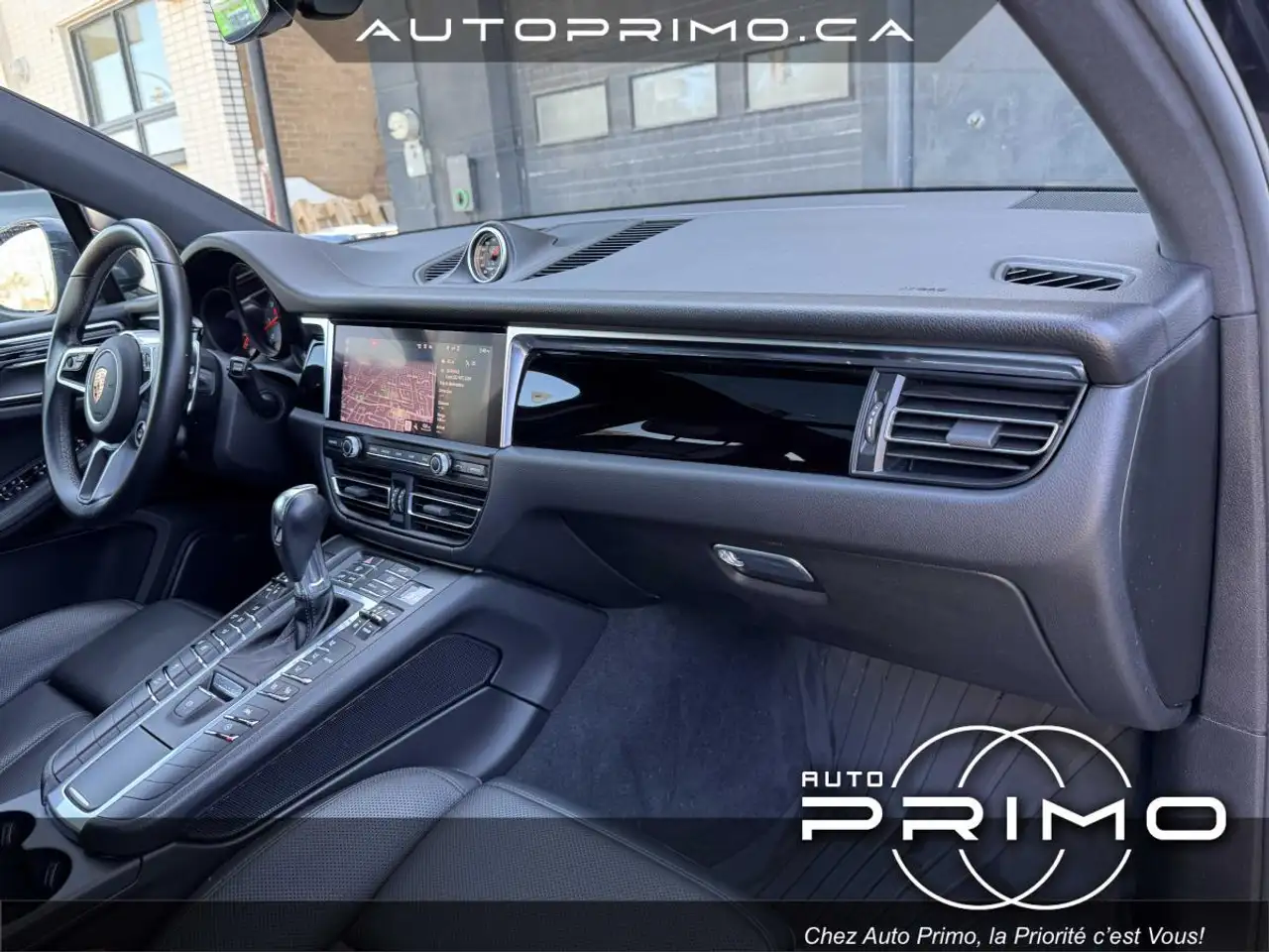 Porsche Macan снимка Porsche Macan