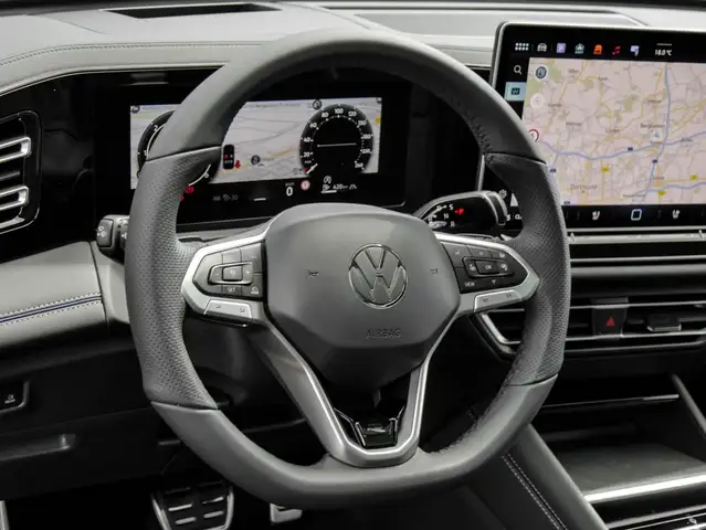 Volkswagen Tiguan view 8