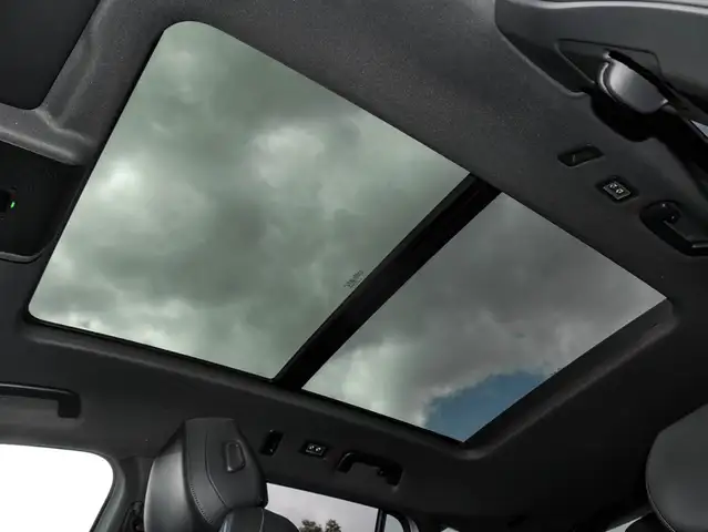 Volkswagen Tiguan view 14