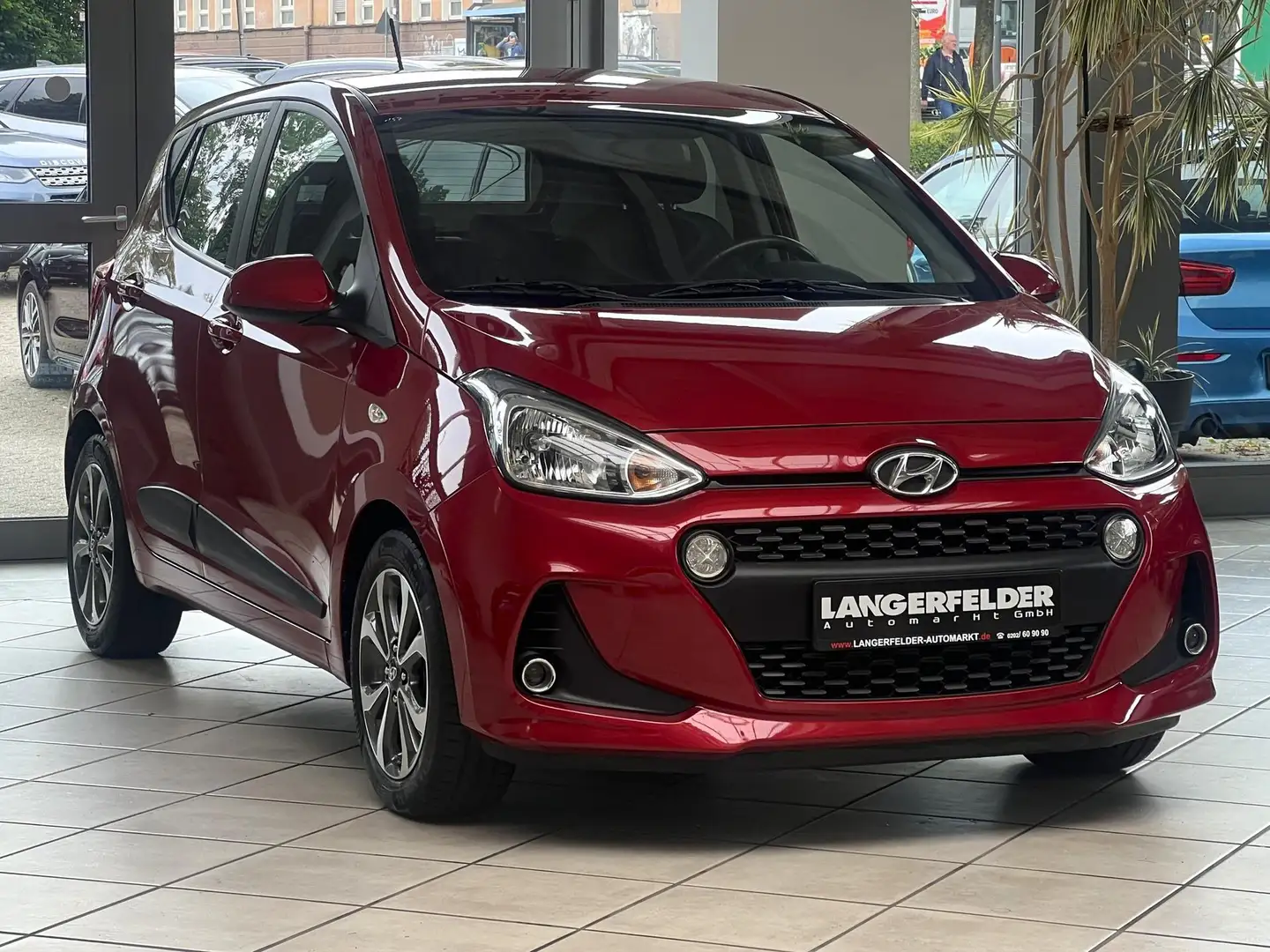 Hyundai i10 i10 1.0 YES! Plus *1.HAND*LHZ*SHZ*CARPLAY*PDC* Rot - 1
