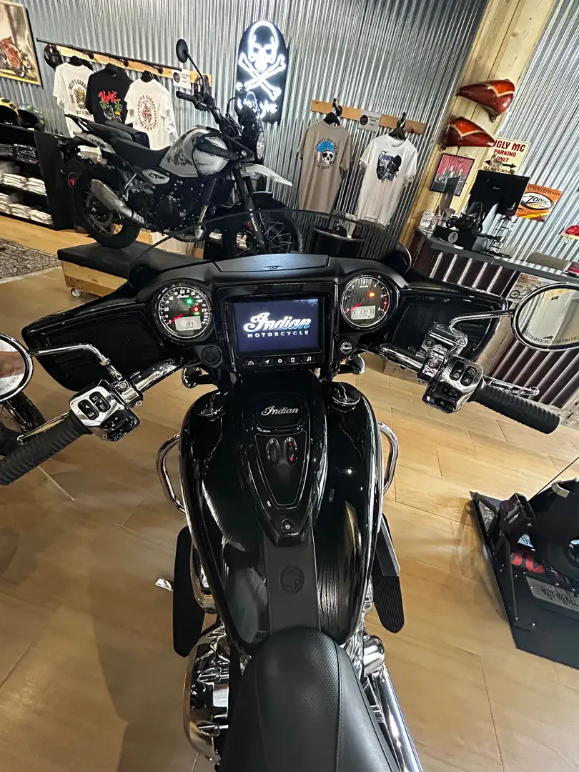 Indian Chieftain 116 Negru - 1